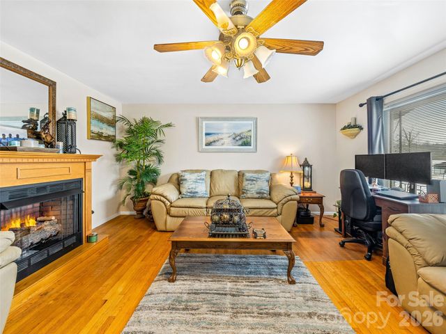 46 Sunny Acres Drive, Etowah, NC 28729