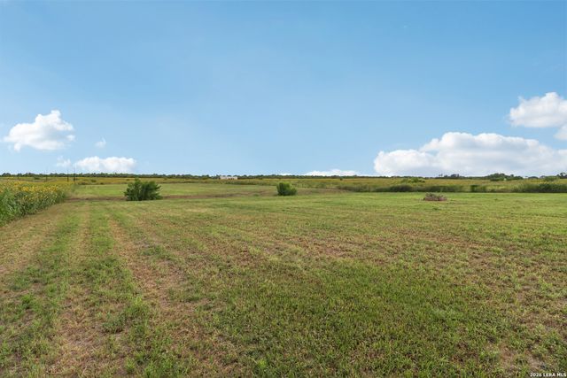 2629 Fm 1332, Jourdanton, TX 78026