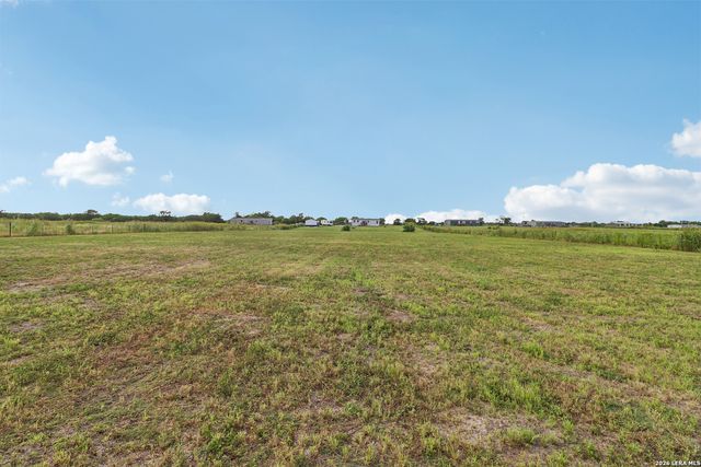 2629 Fm 1332, Jourdanton, TX 78026