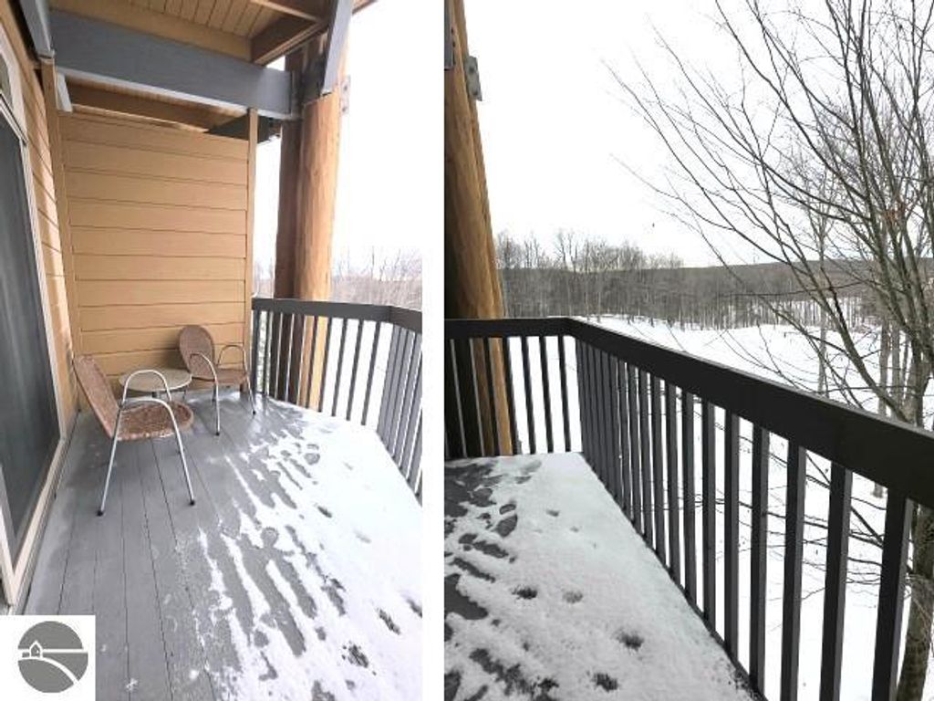 Image 18 of property listing at 2400 Troon South # 4210, Bellaire, MI 49615