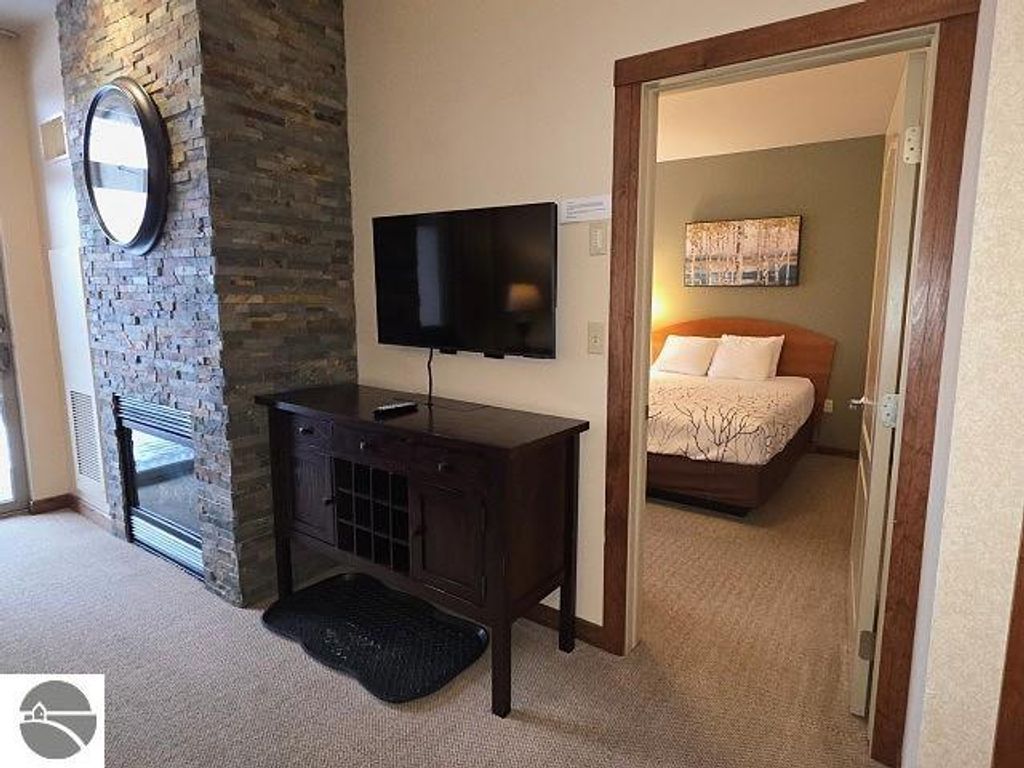 Image 5 of property listing at 2400 Troon South # 4210, Bellaire, MI 49615