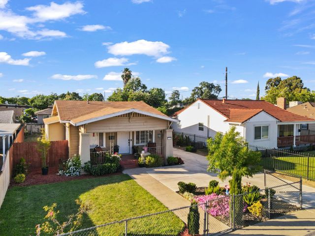 1511 Country Club Blvd, Stockton, CA 95204