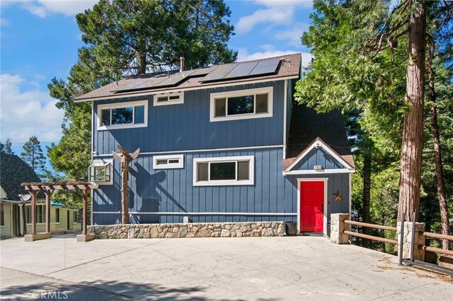 162 C Lane, Lake Arrowhead, CA 92352