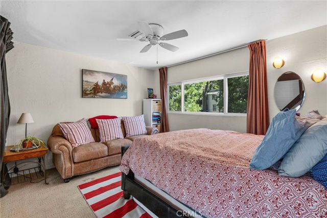 162 C Lane, Lake Arrowhead, CA 92352