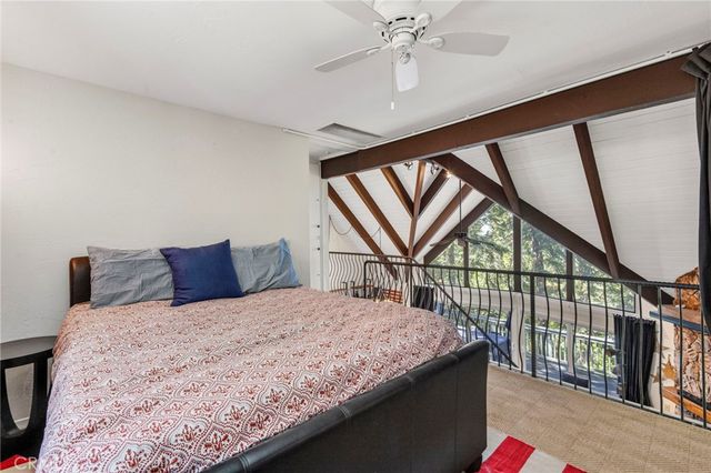162 C Lane, Lake Arrowhead, CA 92352