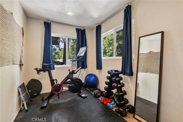 162 C Lane, Lake Arrowhead, CA 92352