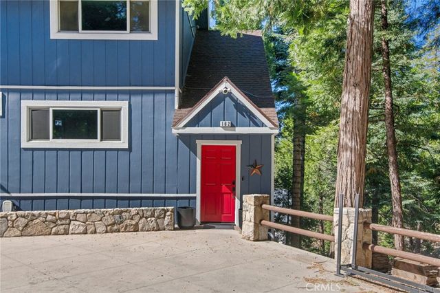 162 C Lane, Lake Arrowhead, CA 92352