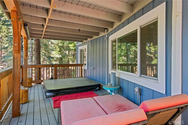 162 C Lane, Lake Arrowhead, CA 92352