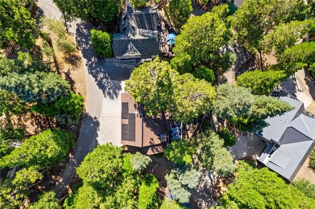 162 C Lane, Lake Arrowhead, CA 92352