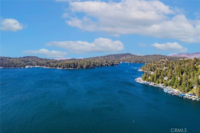 162 C Lane, Lake Arrowhead, CA 92352