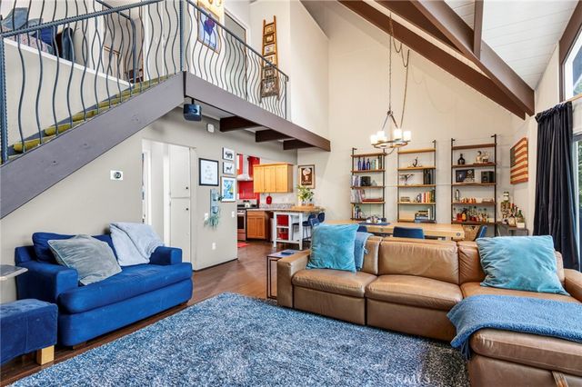 162 C Lane, Lake Arrowhead, CA 92352