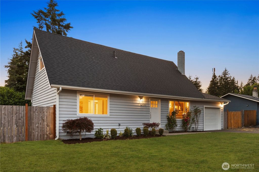 14009 145th Avenue SE, Renton, WA 98059