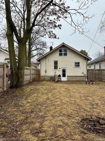 264 E Breckenridge Street, Ferndale, MI 48220