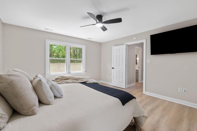 106 Stone Lane, Clayton, NC 27520