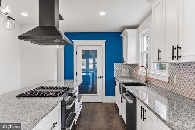 1013 STONE RD, Laurel Springs, NJ 08021