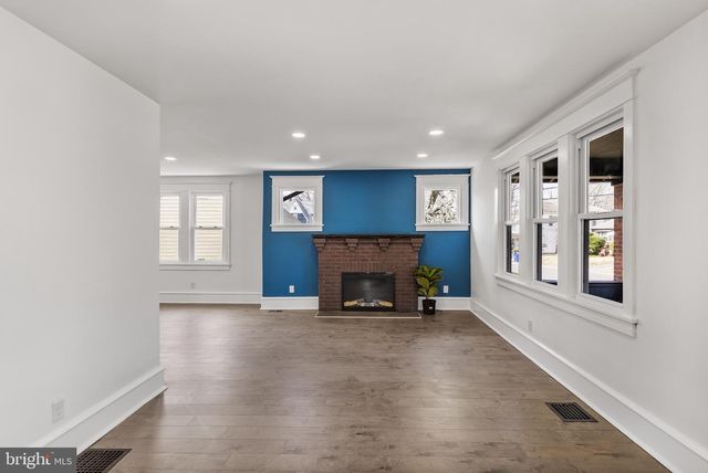 1013 STONE RD, Laurel Springs, NJ 08021