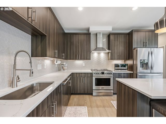 5311 Ne 28TH Ave, Portland, OR 97211