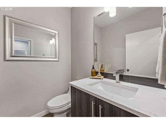 5311 Ne 28TH Ave, Portland, OR 97211