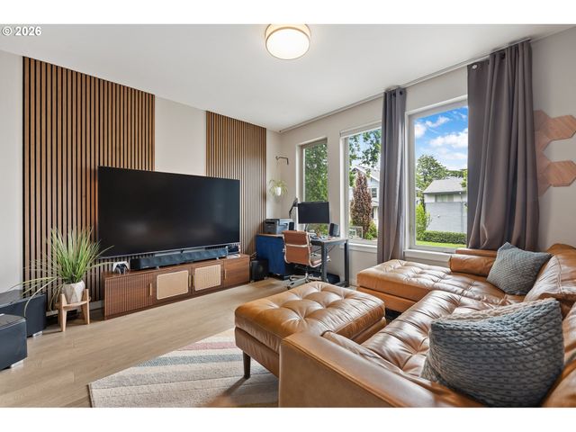 5311 Ne 28TH Ave, Portland, OR 97211