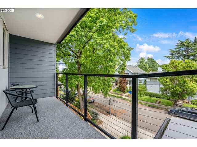 5311 Ne 28TH Ave, Portland, OR 97211