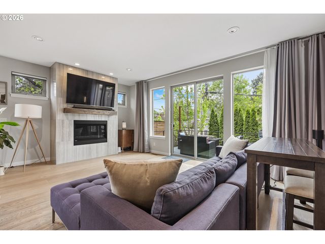 5311 Ne 28TH Ave, Portland, OR 97211