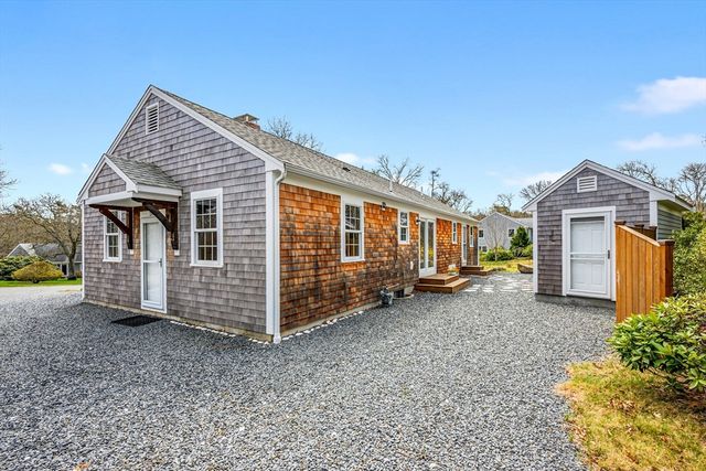 260 Tanglewood Dr, Chatham, MA 02659