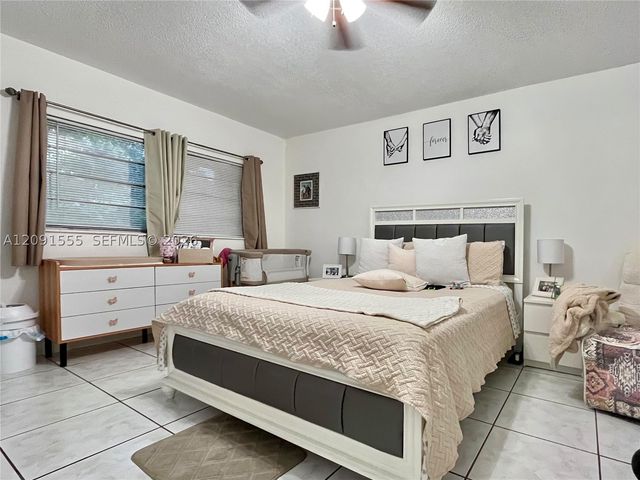 11855 NE 19th Dr 45, North Miami, FL 33181
