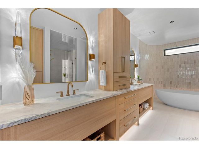 1525 S Milwaukee St, Denver, CO 80210