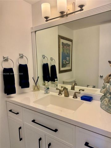 3750 NE 169 ST Apt.G.405, North Miami Beach, FL 33160