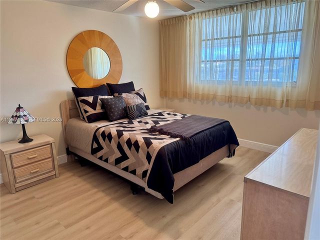 3750 NE 169 ST Apt.G.405, North Miami Beach, FL 33160