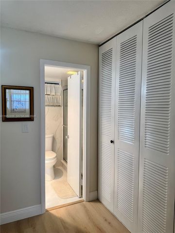3750 NE 169 ST Apt.G.405, North Miami Beach, FL 33160