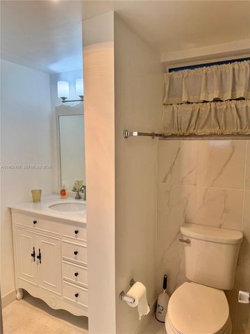 3750 NE 169 ST Apt.G.405, North Miami Beach, FL 33160