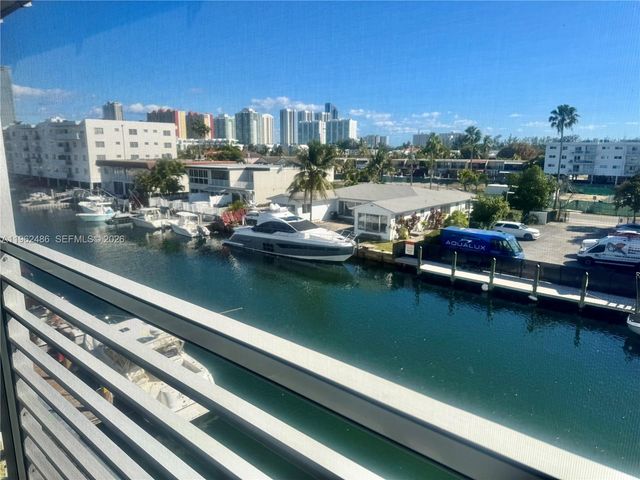3750 NE 169 ST Apt.G.405, North Miami Beach, FL 33160