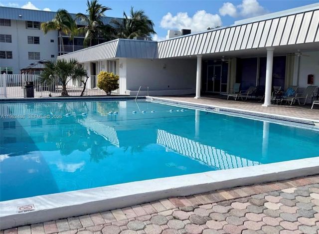 3750 NE 169 ST Apt.G.405, North Miami Beach, FL 33160