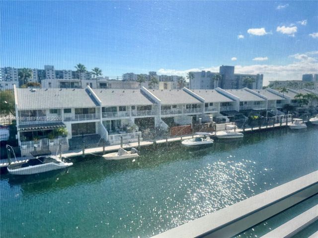 3750 NE 169 ST Apt.G.405, North Miami Beach, FL 33160