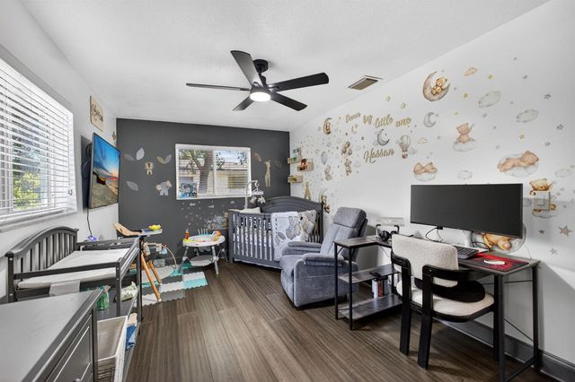 5500 West Place, Mangonia Park, FL 33407
