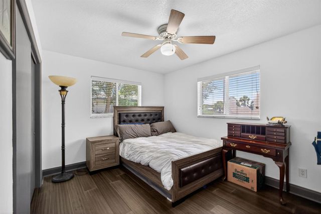 5500 West Place, Mangonia Park, FL 33407