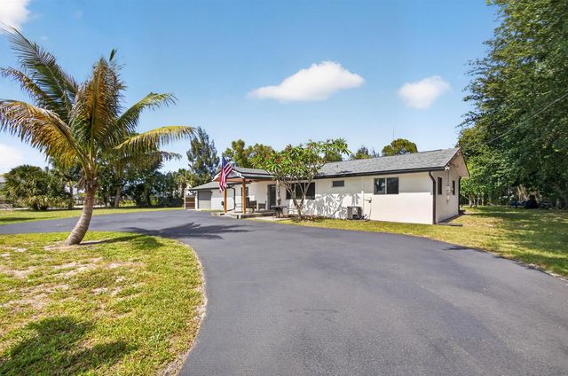 5500 West Place, Mangonia Park, FL 33407