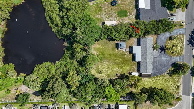 5500 West Place, Mangonia Park, FL 33407