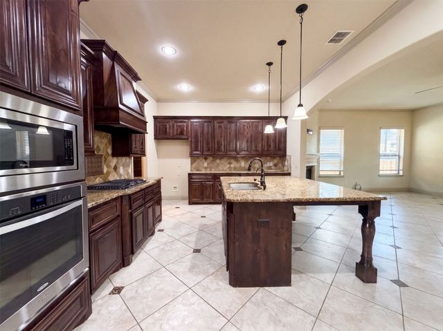 4905 Palm Springs Drive, Mckinney, TX 75070