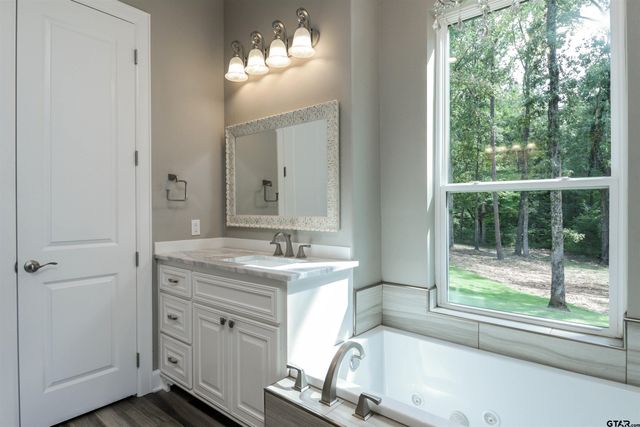 2142 FAWN CROSSING, Gilmer, TX 75644
