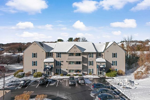 90 Eastern Ave Apt 204, Manchester, NH 03104