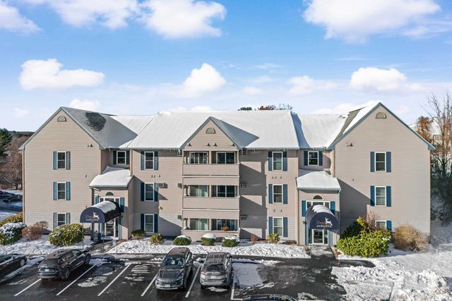 90 Eastern Ave Apt 204, Manchester, NH 03104