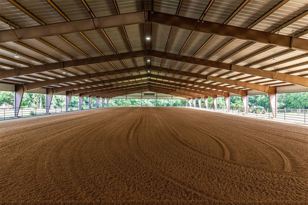 9050 County Road 519, Alvarado, TX 76009 — exterior