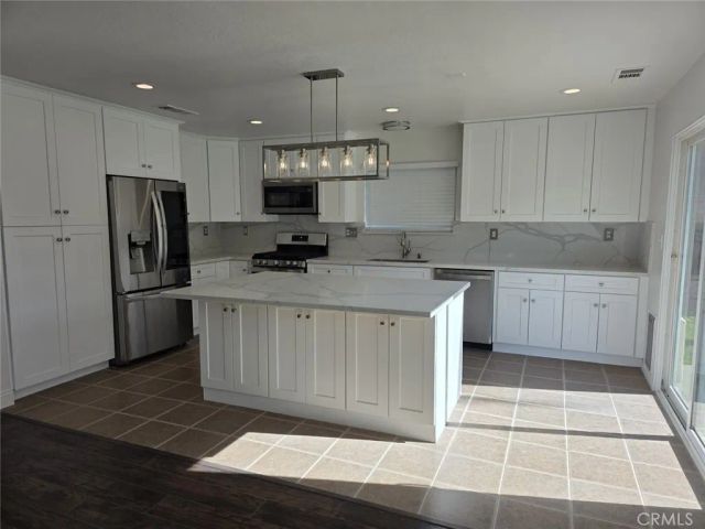 28688 Lavatera Avenue, Murrieta, CA 92563
