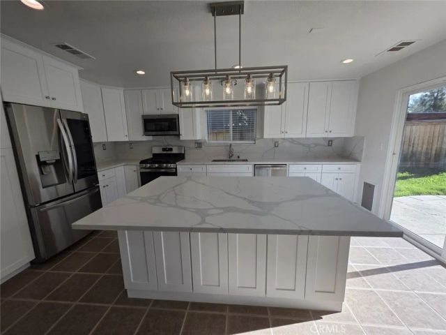 28688 Lavatera Avenue, Murrieta, CA 92563