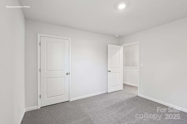 536 Dazzle Loop, Newton, NC 28658