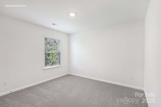 536 Dazzle Loop, Newton, NC 28658