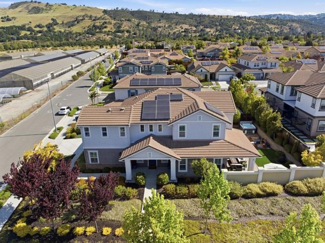 19221 Eagle View Drive, Morgan Hill, CA 95037