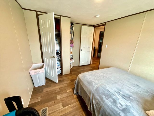 128 Ciervo ST, Cedar Creek, TX 78612